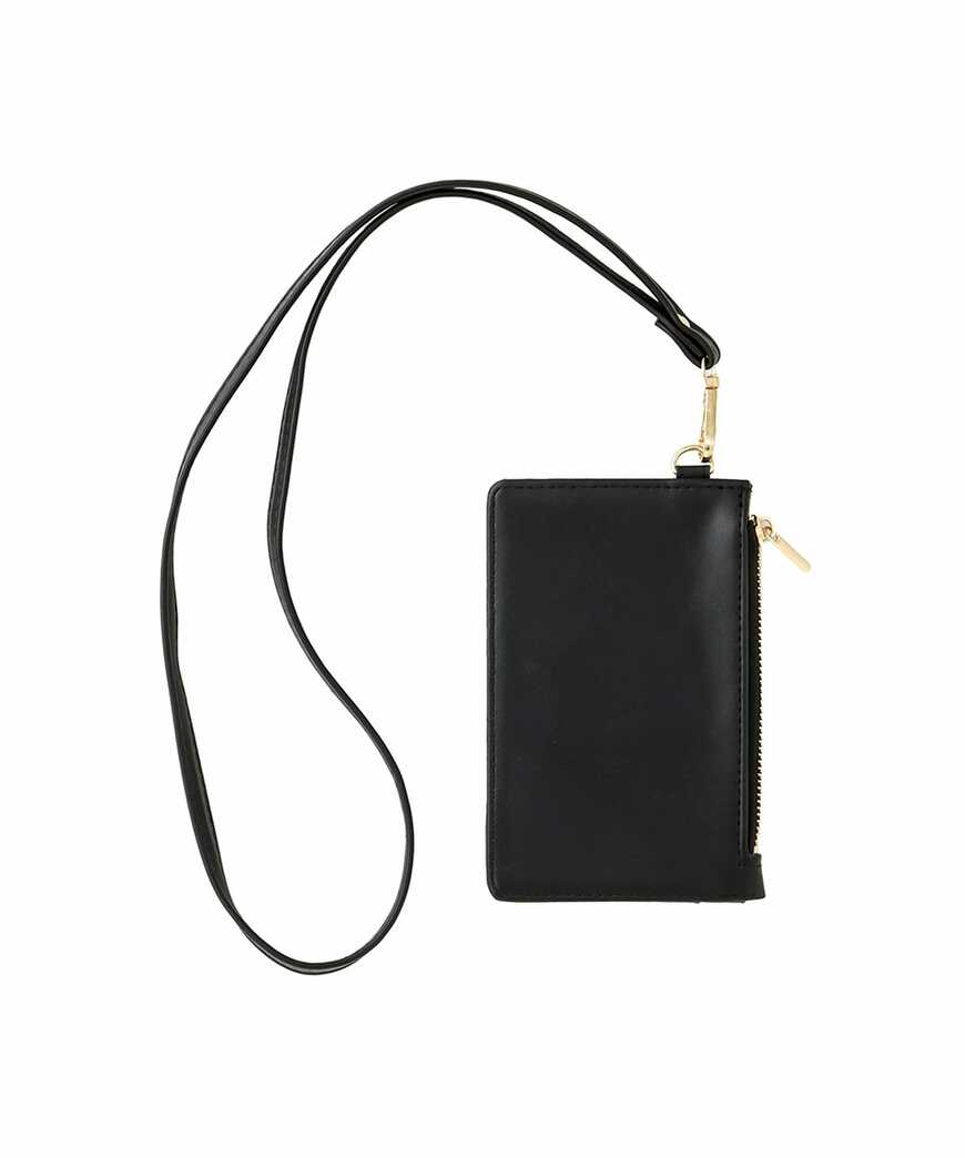 出所：パルグループ公式ファッション通販サイト 3COINS パスケース