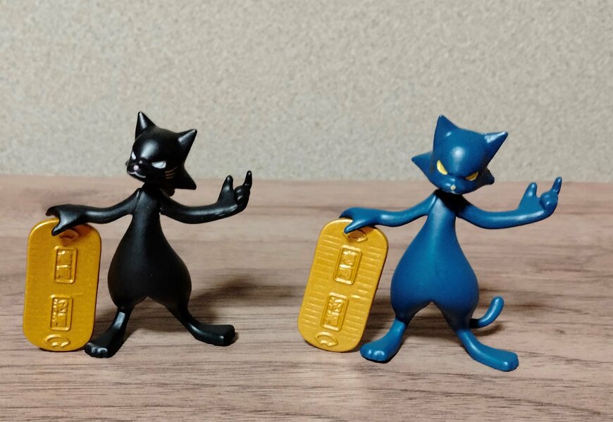 筆者撮影（スタンド・ストーンズ、強欲招き猫）