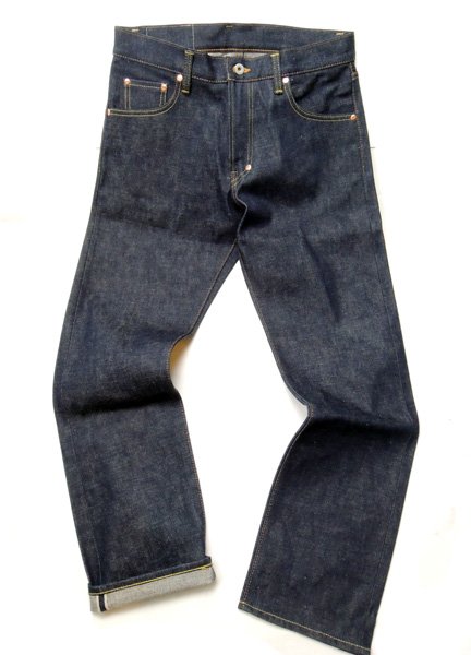 H.UNIT STORE LABEL - テーパード5ポケットデニムパンツ ¥15,552（税込）