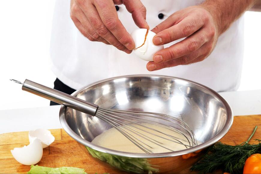 35歳で「お菓子作り」をこじらせた男性　とんでもない成長具合に「努力がよくわかる」