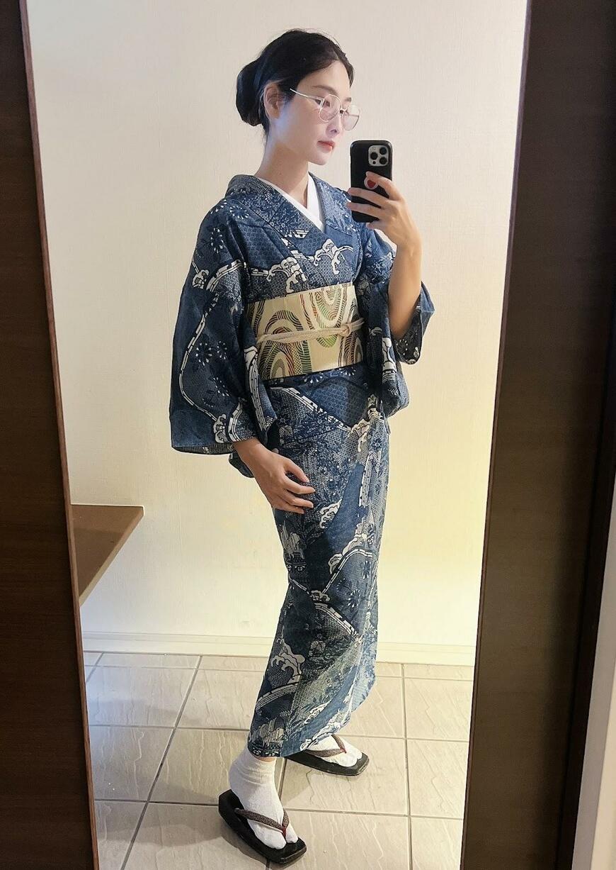 着物を着こなす女性