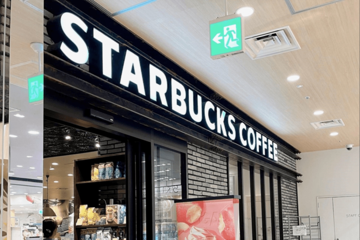スタバが夏の新作「GABURI スイカ フラペチーノ」を発売、スイカ風味と酸味が特徴