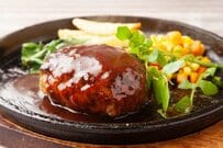 一見普通のランチメニュー表に違和感？思わず声に出して読みたくなる並びに「着眼点すごい」「お腹すいちゃう」