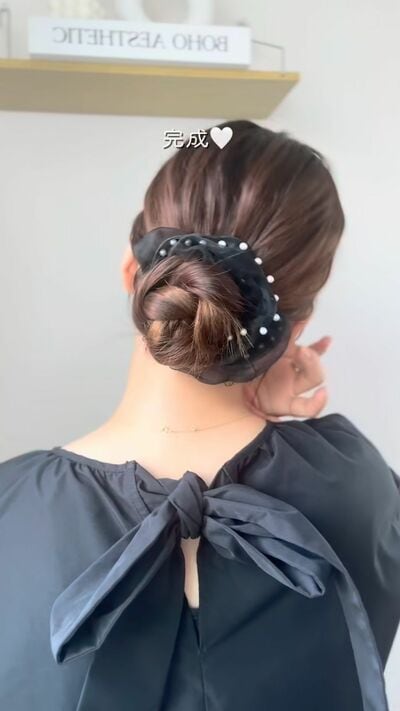 簡単お団子ヘアの完成