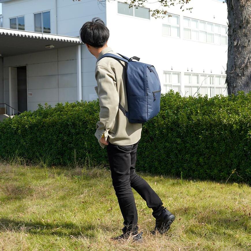 出所：ワークマン公式オンラインストア デイバッグ