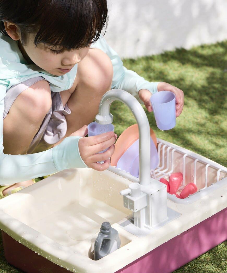 出所：パルグループ公式ファッション通販サイト 3COINS 水で色が変わるシンクトイ／KIDS水遊び
