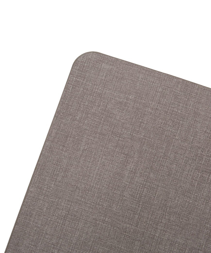 出所：パルグループ公式ファッション通販サイト 3COINS 卓上パネルヒーター