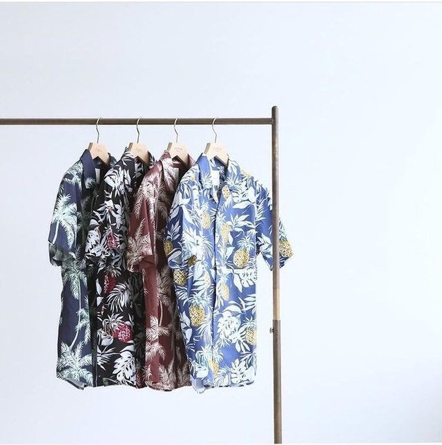 reyn spooner×EDIFICE - 別注オープンカラーハワイアンシャツ ¥11,880（税込）