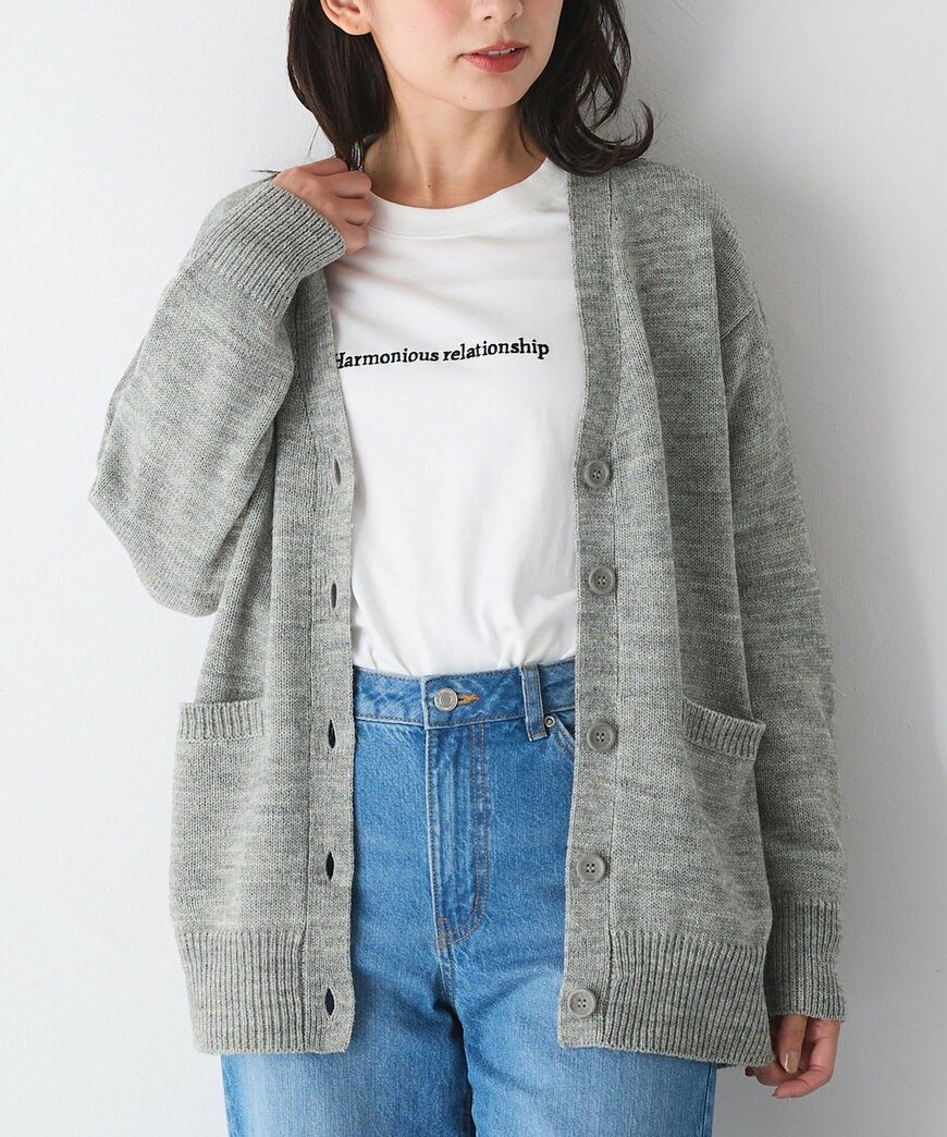 ハニーズ公式 Vネックカーデ