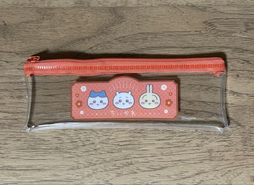 セリア、ちいかわビニールペンポーチ商品画像