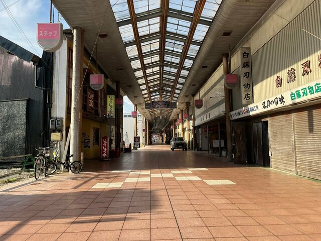 初めて西日本の街を巡った建築学生が驚いた「アーケード街の多さ」　東日本との違いに注目が集まる