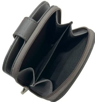 色はブラックベースなので、大人でも持ちやすい