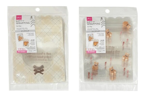 食品をそのまま入れてOKのジップバックです／出所：ダイソー公式 ジップバッグ（くま、8枚、12cm×10cm）