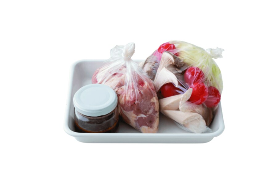 鶏肉と玉ねぎ、トマトのバーベキューソース炒めの前仕込み