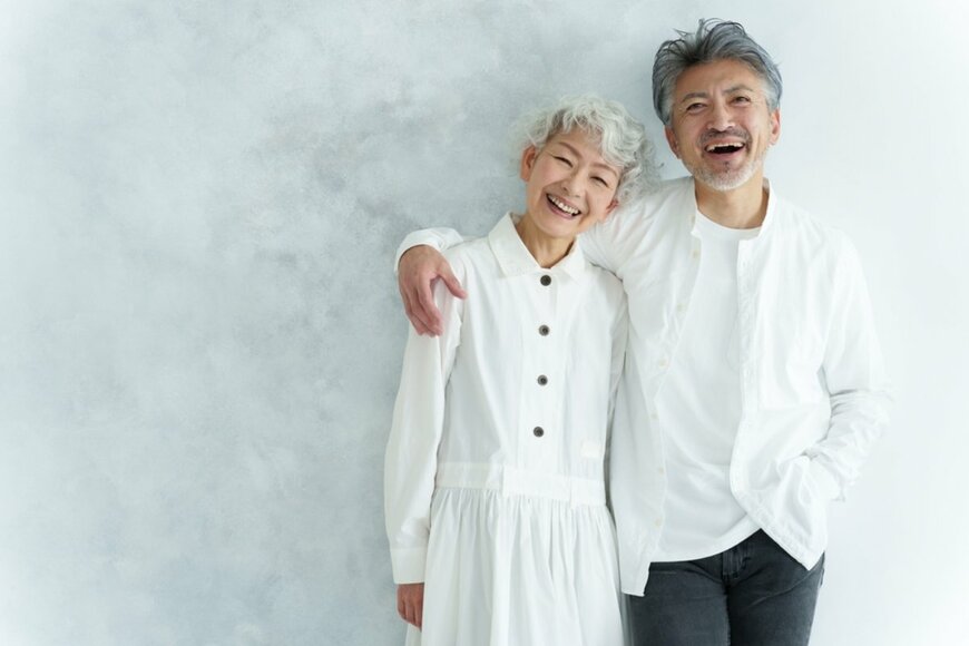 65歳以上「無職夫婦世帯」は年金収入だけで生活費をカバーできている？「貯蓄額・年金受給額・生活費」はどれくらい？