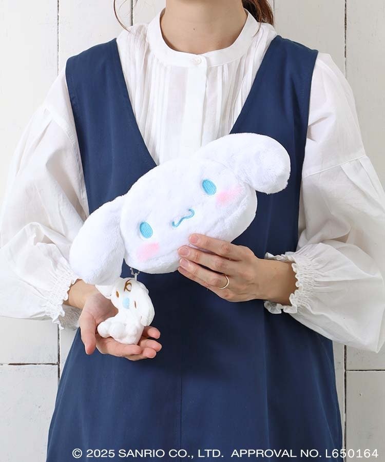 ブルーブルーエ公式 サンリオなかよしポーチセット(シナモン&みるく)(使用図)