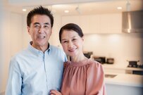 【65歳以上の無職夫婦世帯】貯蓄額と年金収入はどのくらいか？