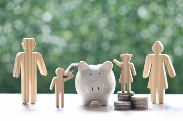 厚生年金「ひと月15万円以上」の男性の割合はどのくらいか