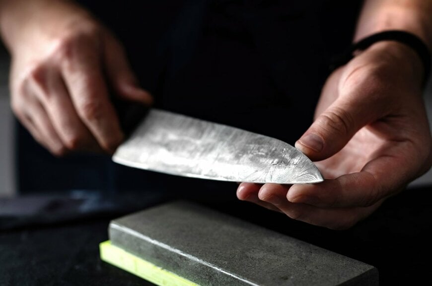 るろうに剣心の逆刃刀がまさかの包丁に。奇抜な見た目にXがざわつく