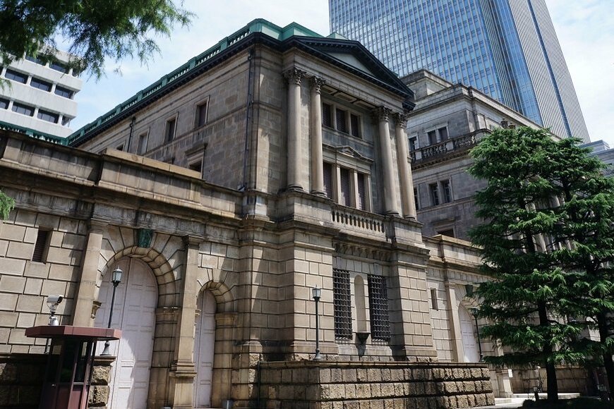 日銀、追加緩和策にマイナス金利拡大含まずの意味は？