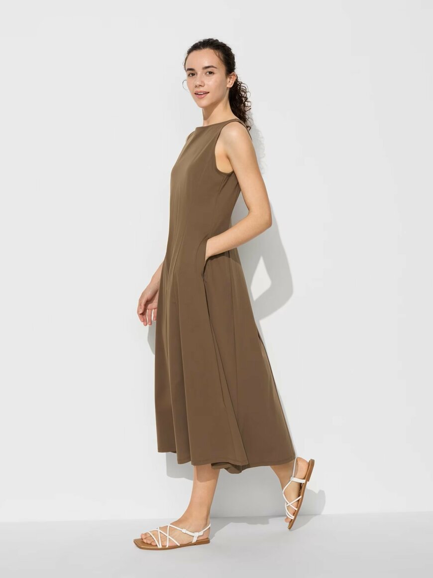 ユニクロ、ウルトラストレッチエアリズムワンピース画像