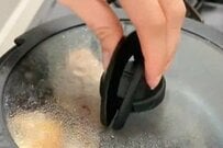 【同棲中の彼に作る】ピリ辛照り焼きチキン弁当　簡単でおいしそうなレシピに驚き