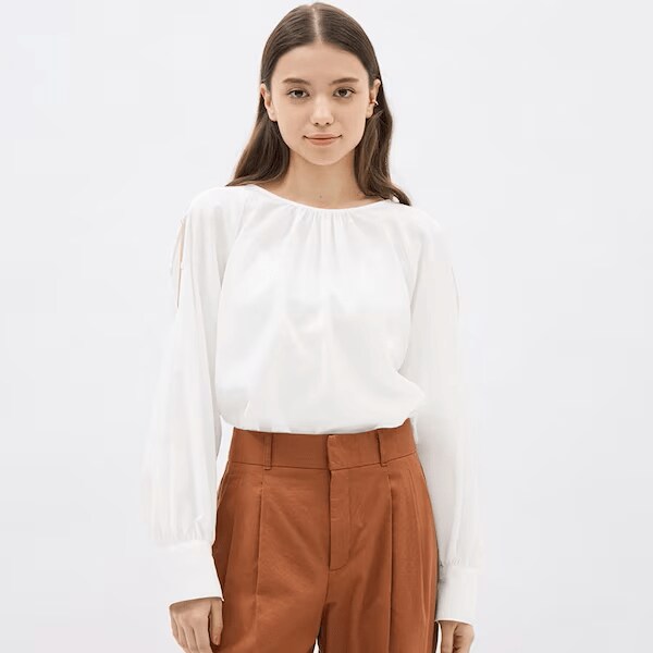 オープンショルダーブラウス