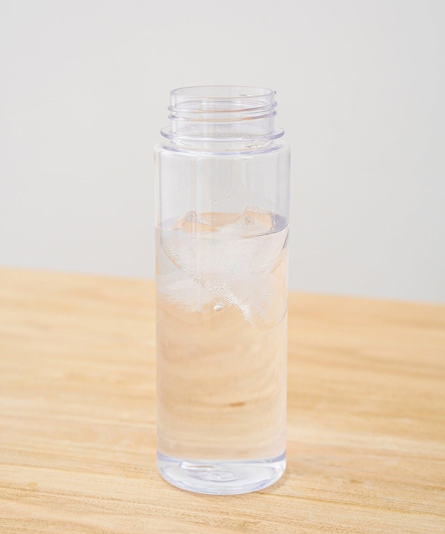 細長いから口が狭い水筒などにも使いやすい