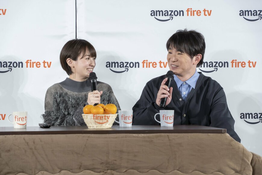 こたつに入る濱口優さん&南明奈さん