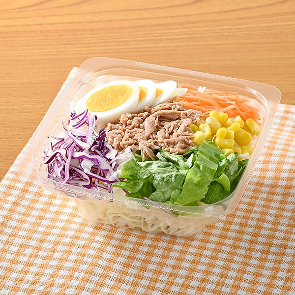 ファミリーマートの新商品：シーチキン&たまごのサラダ