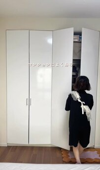 【築15年中古マンションを北欧レトロにDIY】アイデアが素晴らしい！扉なしクローゼットですっきり収納「大きなものを外しましたね！すごい」と話題