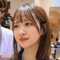 髪を切って一気に垢抜け！セミロングからショートへ、骨格に合わせた美容師のプロ技が生む印象チェンジ