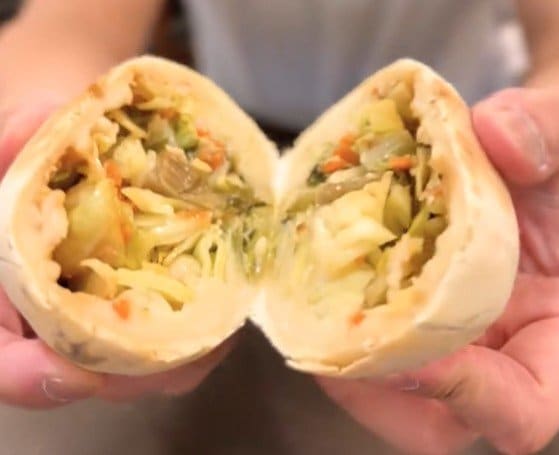 長野県の道の駅で味わう「灰焼きおやき」とは？重量感あふれるグルメに「何これ！美味」「10個いける」