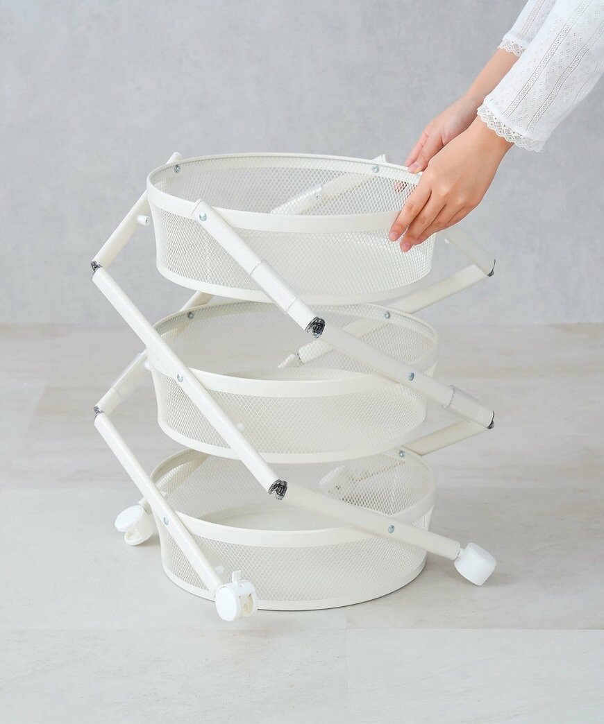 出所：パルグループ公式ファッション通販サイト 3COINS 簡単折りたたみマルチ収納