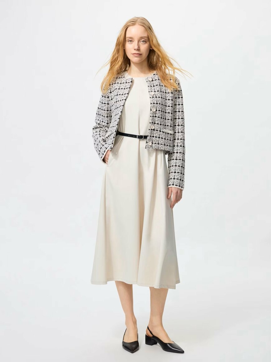 出所：ユニクロ公式　ニットショートジャケット