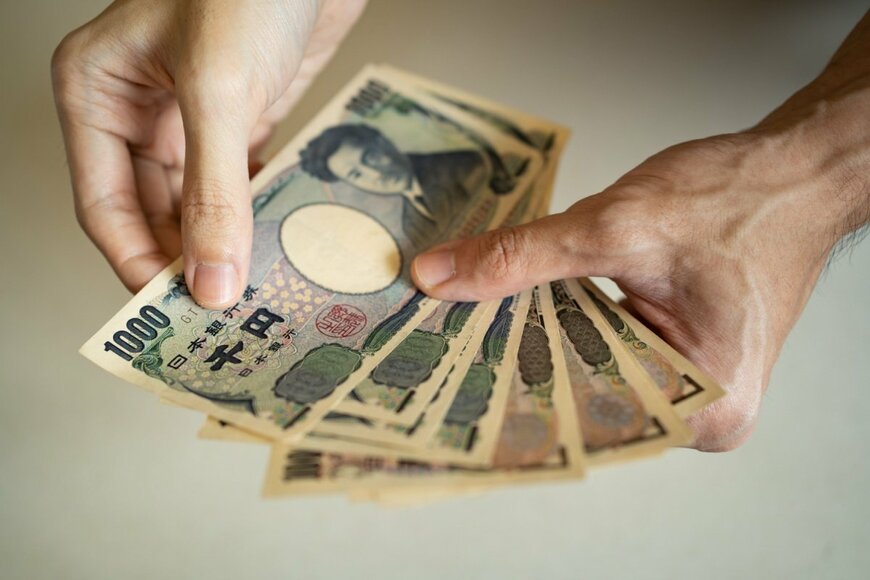 【年金生活者支援給付金】12月から上乗せでもらえる人も！対象者などをQ&Aで解説