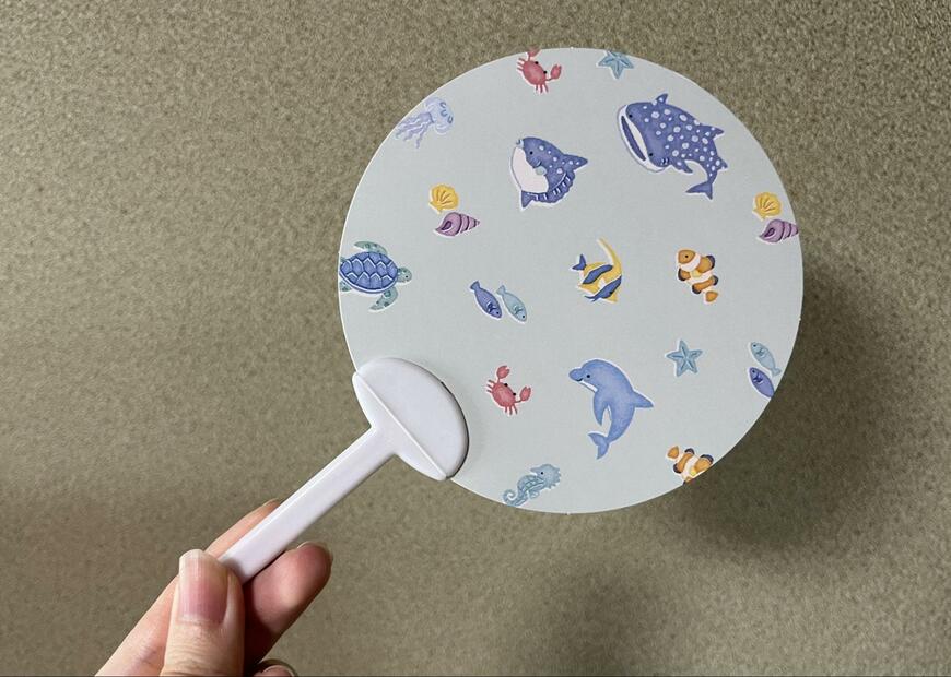 ダイソー、うちわレター（夏柄、うみのいきもの）商品画像