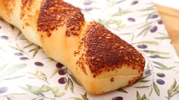 ローソンストア100の新商品:チーズツイスト