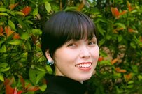 昨年解散の36歳女性芸人が舞台女優に挑戦！激変ショットが「綺麗です」「品がある」「元宝塚に見えた」と話題