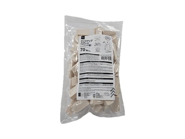 ダイソー　メイクアップスポンジ（ウェッジ型、70個）