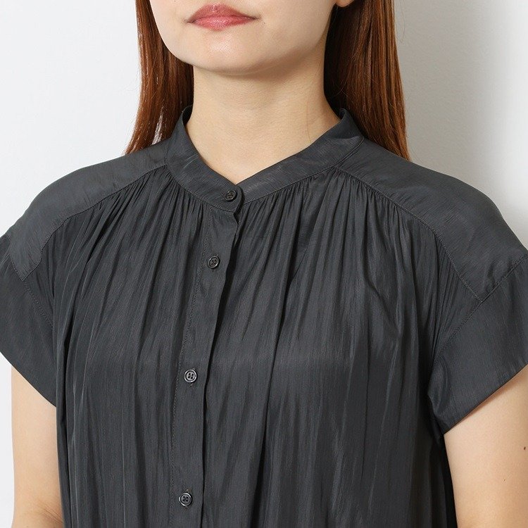 出所：ケユカ公式　プロバンス＆無地ギャザーブラウス