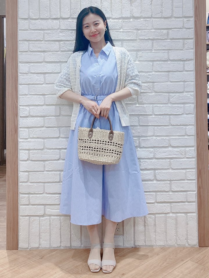 出所：ハニーズ公式通販 6分袖シャツワンピース