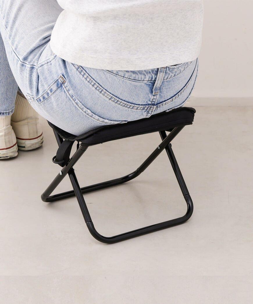 出所：パルグループ公式ファッション通販サイト 3COINS 折りたたみチェア