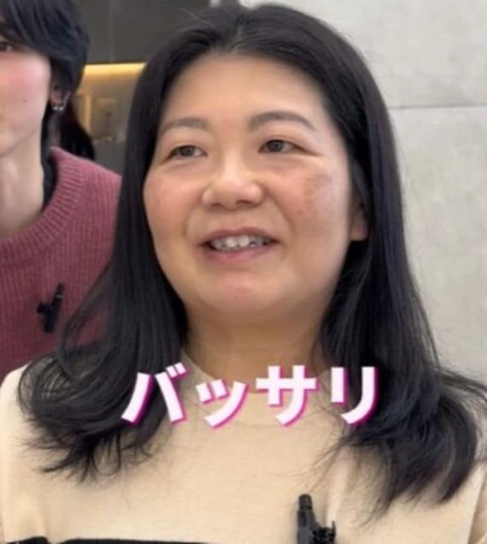 「まとまらない癖毛」の悩みが消えた！30年ぶりのショートヘアで別人のように輝くビフォーアフター　骨格補正で頭の形が綺麗に！