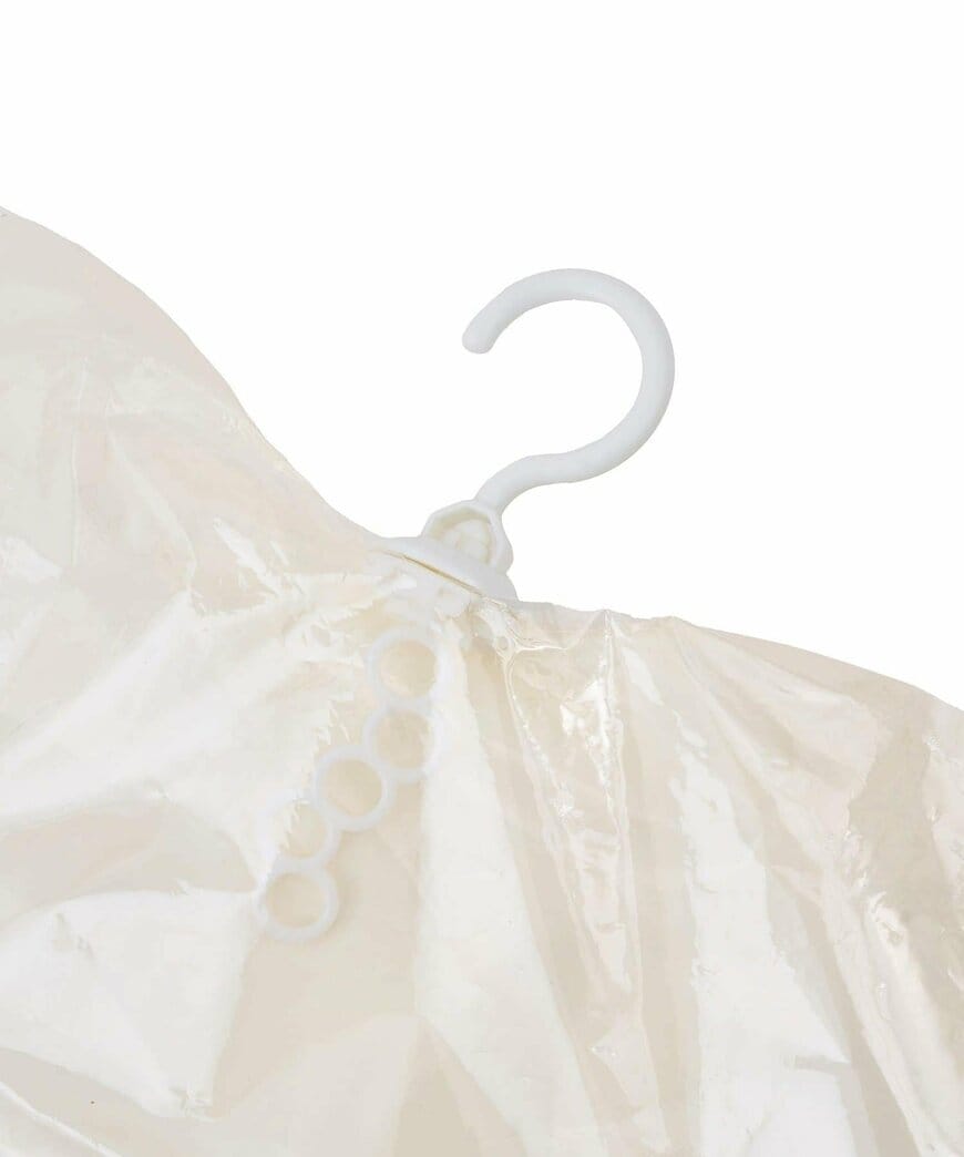 出所：パルグループ公式ファッション通販サイト 3COINS 衣類圧縮袋