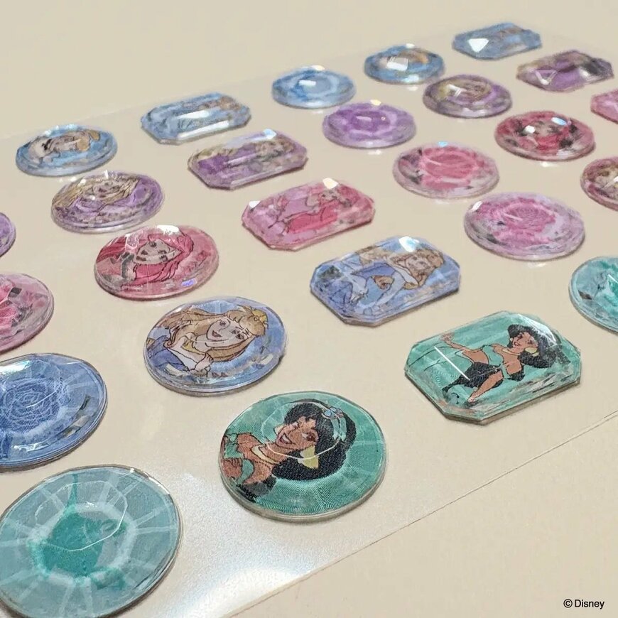 イオン株式会社　キャンドゥ　ディズニープリンセスグッズ