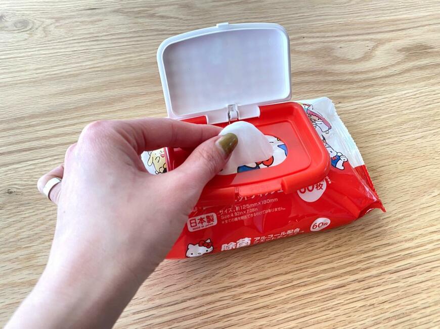 マイメロディ50周年記念「ワンプッシュウェットシートのフタ」