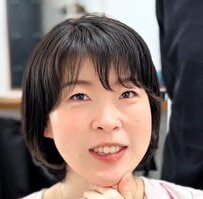 クセ毛に悩む女性が「梅雨の時期もおしゃれしたい」とオーダーしたら…〈無造作ボブスタイル〉で大変身！