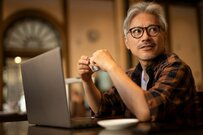 【おひとりさま50歳代】みんなの貯蓄額を覗き見！今、知っておきたい老後の「収入・支出」