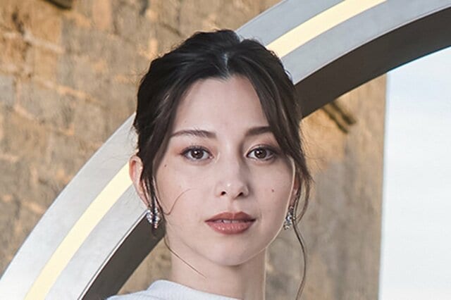 中条あやみ 赤ドレス姿が圧倒的美貌…「衝撃の美しさ」「リアルプリンセス」「美し過ぎて目が…」と大反響